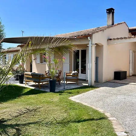 Holiday home Maison Contemporaine Pres De La Soubise