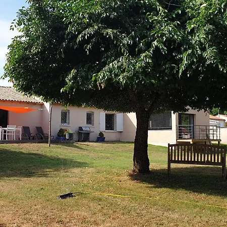 Maison Contemporaine Pres De La *