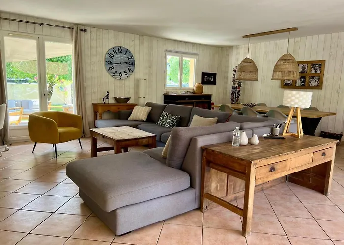 Сasa de vacaciones Maison Contemporaine Pres De La *