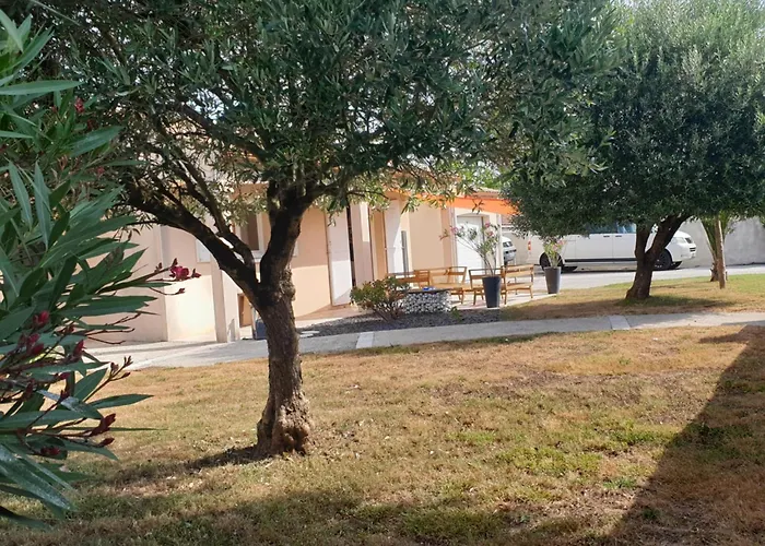 Maison Contemporaine Pres De La Soubise